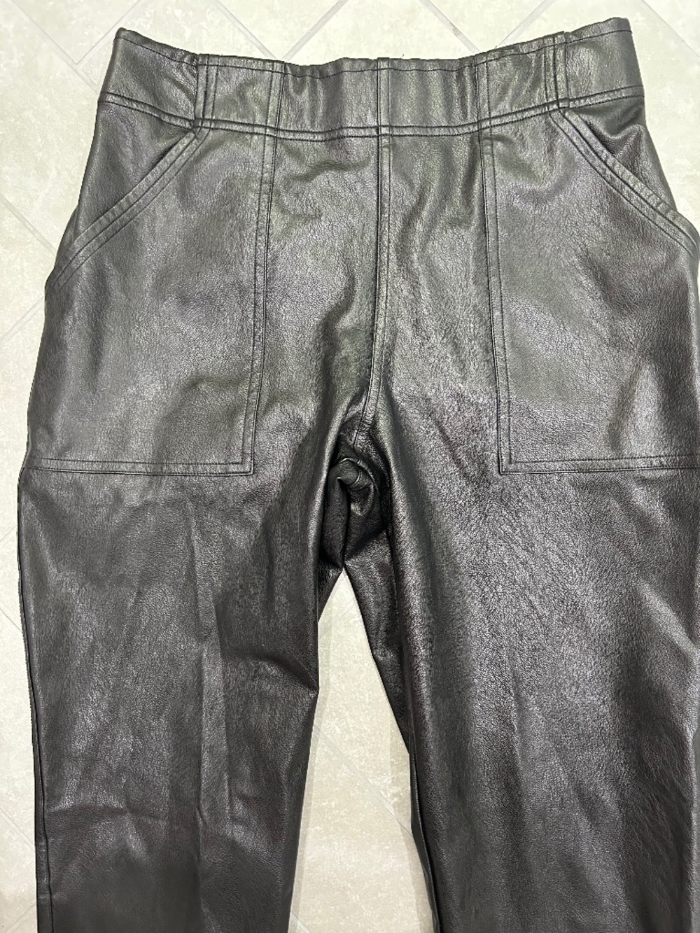 SPANX sz M hi rise black shaping pants faux leather jogger EUC women pull on